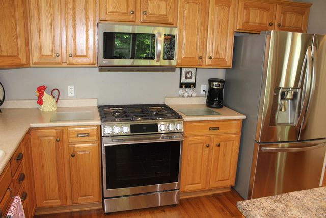 3233 Treebark Lane, Fort Wayne, IN 46804