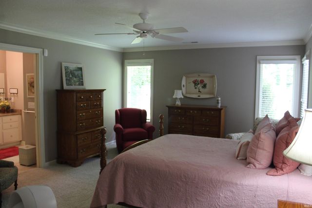 3233 Treebark Lane, Fort Wayne, IN 46804
