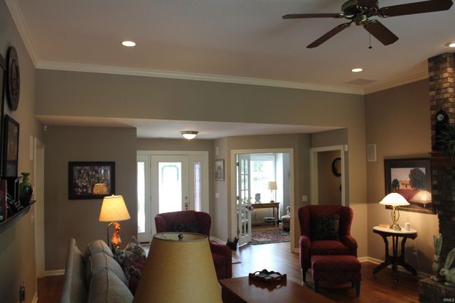 3233 Treebark Lane, Fort Wayne, IN 46804