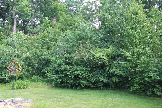 3233 Treebark Lane, Fort Wayne, IN 46804