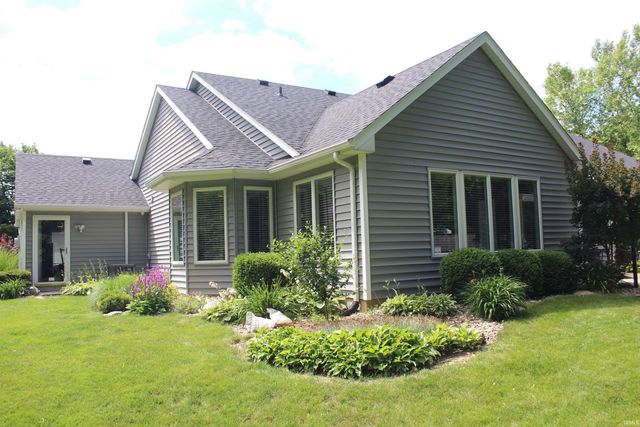 3233 Treebark Lane, Fort Wayne, IN 46804