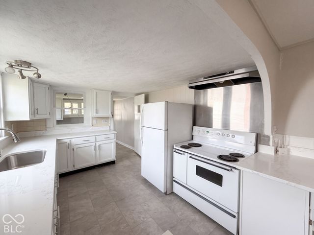 5125 S Walcott Street, Indianapolis, IN 46227