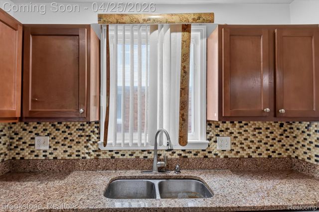 14000 Rutland Street, Detroit, MI 48227