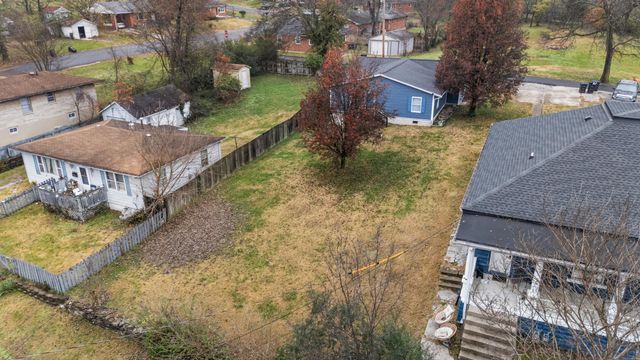 744 Fields Avenue, Frankfort, KY 40601