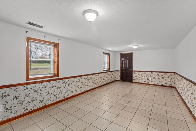 744 Fields Avenue, Frankfort, KY 40601