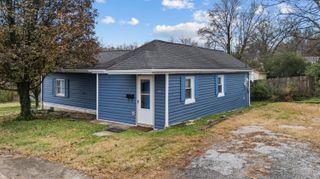 744 Fields Avenue, Frankfort, KY 40601