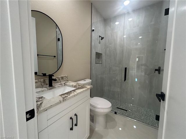 2820 NW 25th ST, Cape Coral, FL 33993