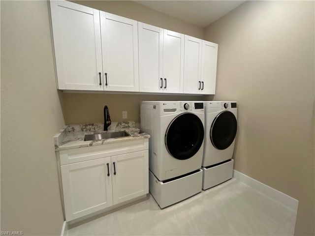 2820 NW 25th ST, Cape Coral, FL 33993