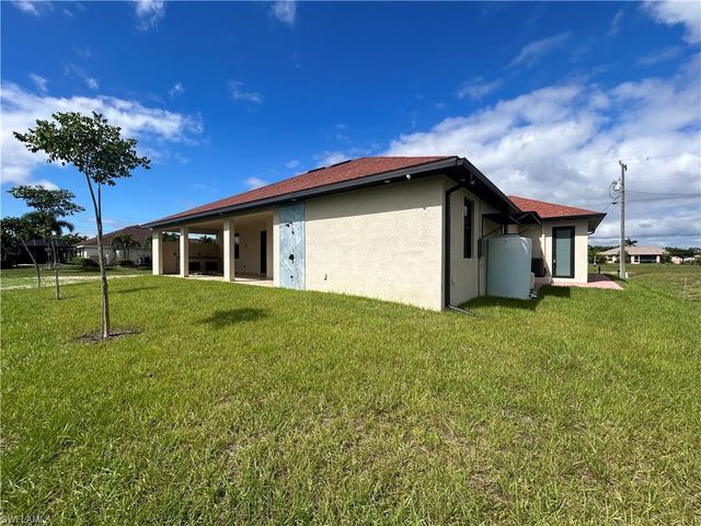 2820 NW 25th ST, Cape Coral, FL 33993