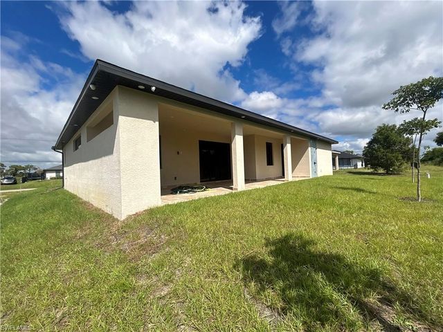 2820 NW 25th ST, Cape Coral, FL 33993