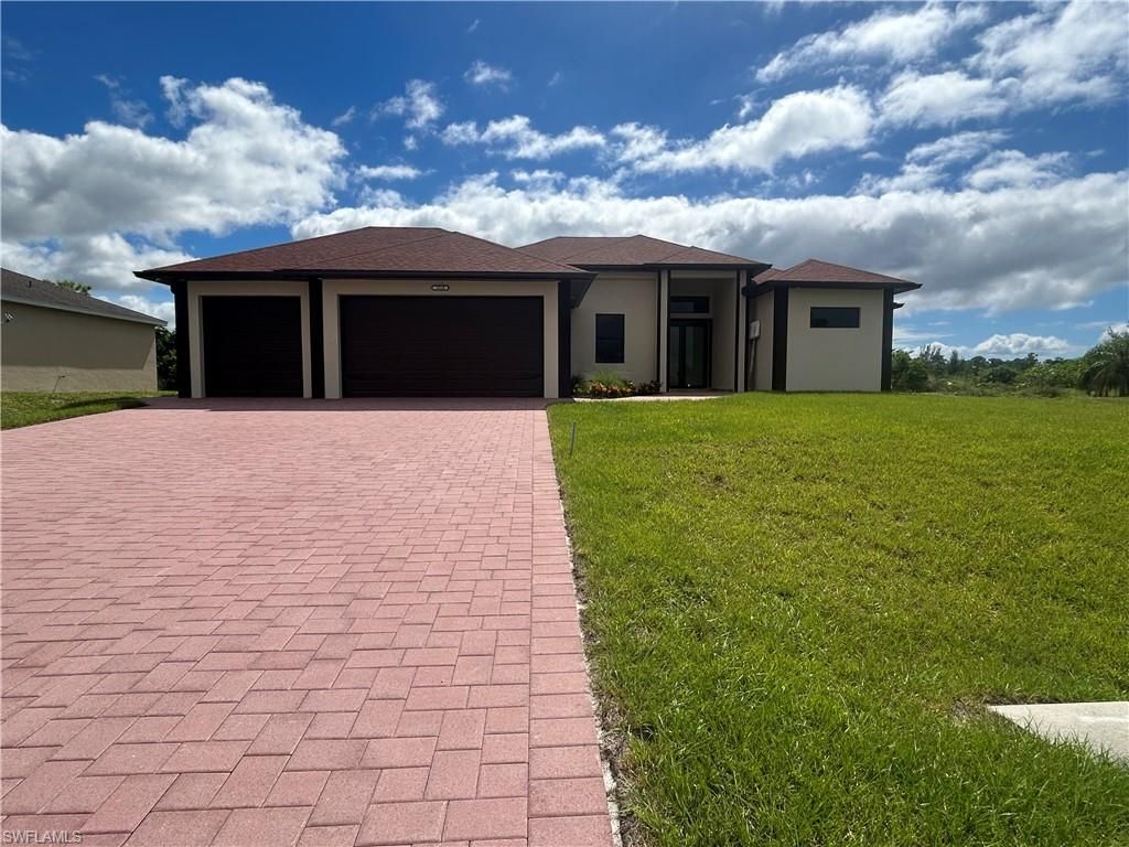 2820 NW 25th ST, Cape Coral, FL 33993