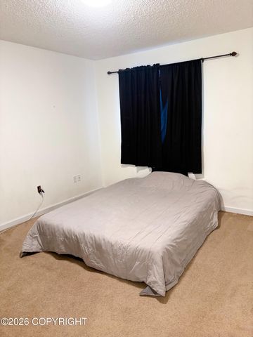 240 Skyhaven Circle, Anchorage, AK 99504