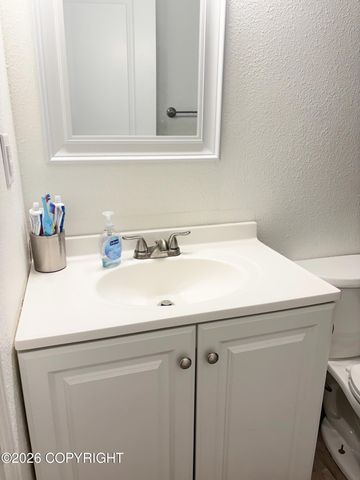 240 Skyhaven Circle, Anchorage, AK 99504