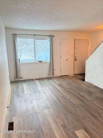 240 Skyhaven Circle, Anchorage, AK 99504