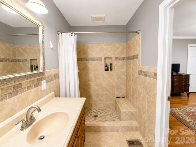 1702 Wildwood Road, Gastonia, NC 28052