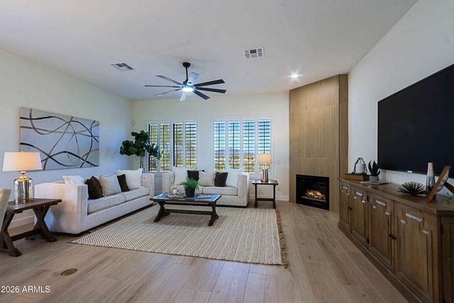 34005 N 2ND Street, Phoenix, AZ 85085