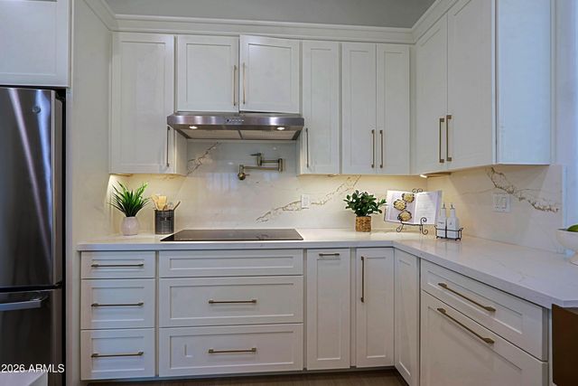 34005 N 2ND Street, Phoenix, AZ 85085