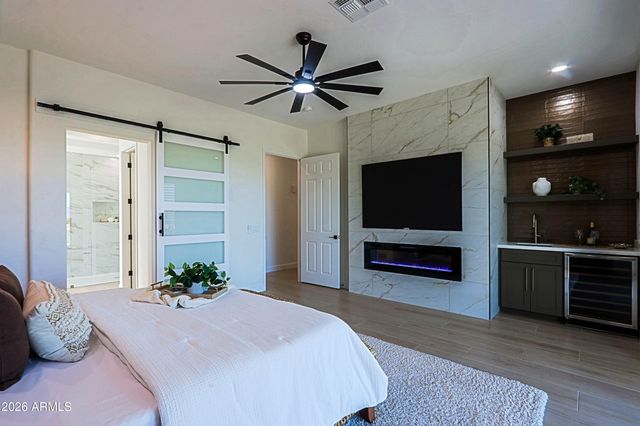 34005 N 2ND Street, Phoenix, AZ 85085