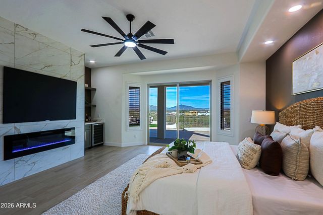 34005 N 2ND Street, Phoenix, AZ 85085