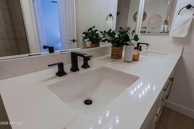 34005 N 2ND Street, Phoenix, AZ 85085