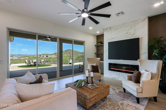 34005 N 2ND Street, Phoenix, AZ 85085