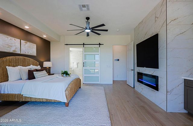 34005 N 2ND Street, Phoenix, AZ 85085