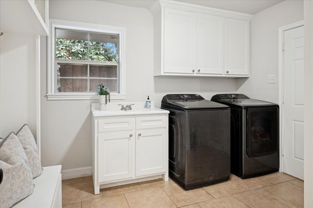 11460 Parkchester Drive, Dallas, TX 75230