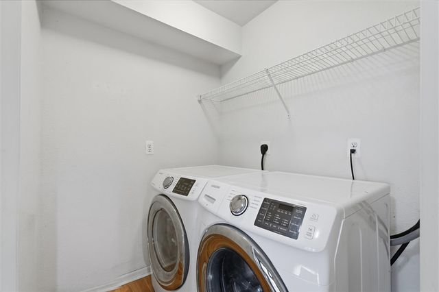 1307 Millbrook, Ann Arbor, MI 48108