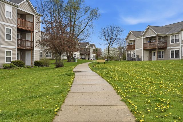 1307 Millbrook, Ann Arbor, MI 48108