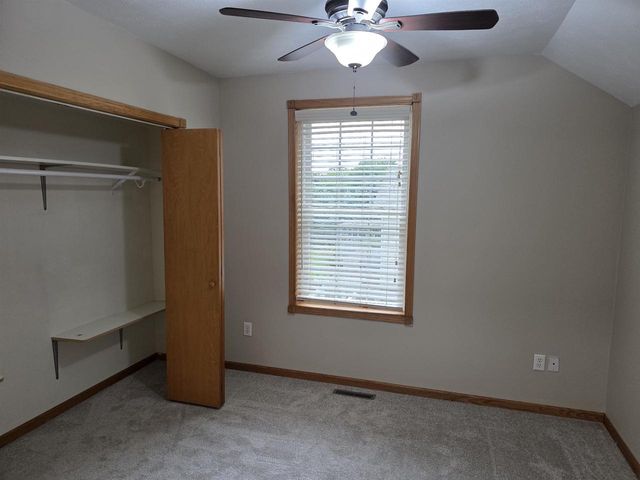 2221 Alongi Lane, Beloit, WI 53511