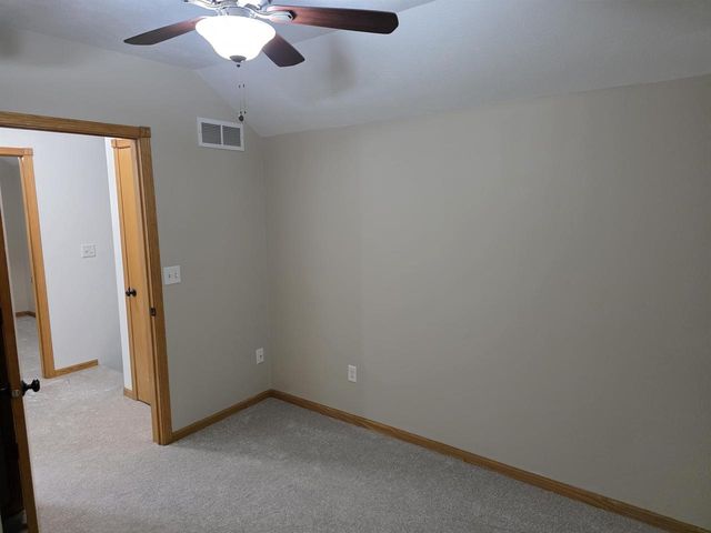 2221 Alongi Lane, Beloit, WI 53511