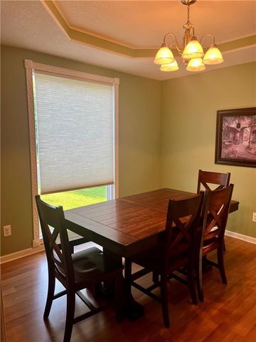 2517 NW Leann Drive, Blue Springs, MO 64014