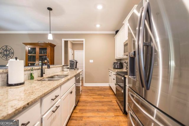 323 Willow Cove Court, Lizella, GA 31052