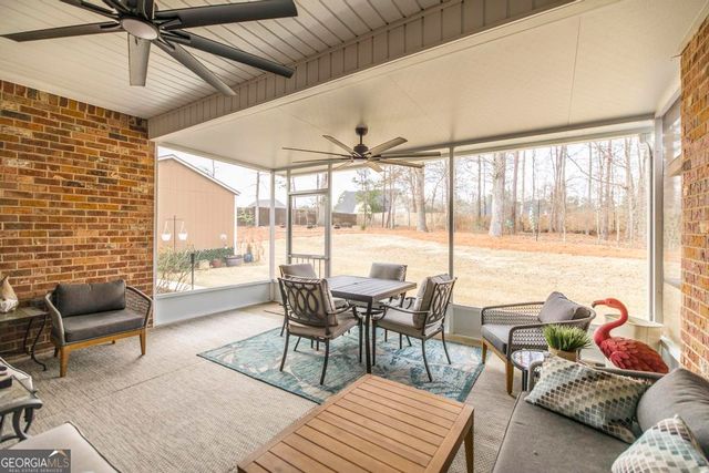 323 Willow Cove Court, Lizella, GA 31052