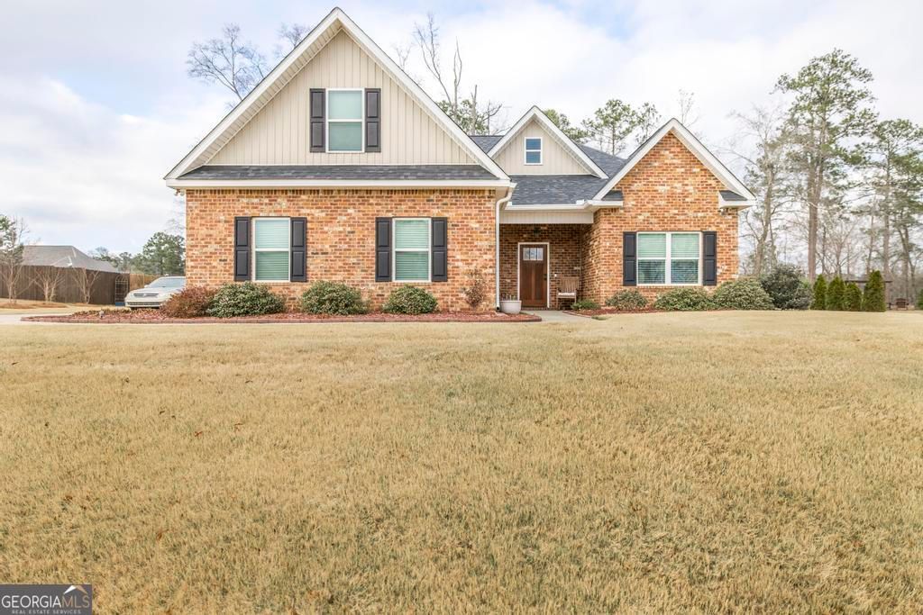 323 Willow Cove Court, Lizella, GA 31052
