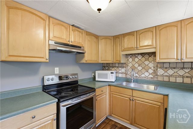 515 E 4th Street, Rincon, GA 31326