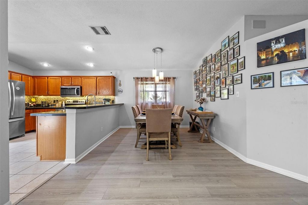 Image 11 of property listing at 14566 QUAIL TRAIL CIRCLE, Orlando, FL 32837