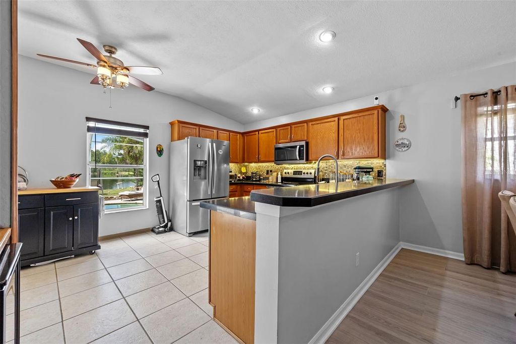 Image 13 of property listing at 14566 QUAIL TRAIL CIRCLE, Orlando, FL 32837