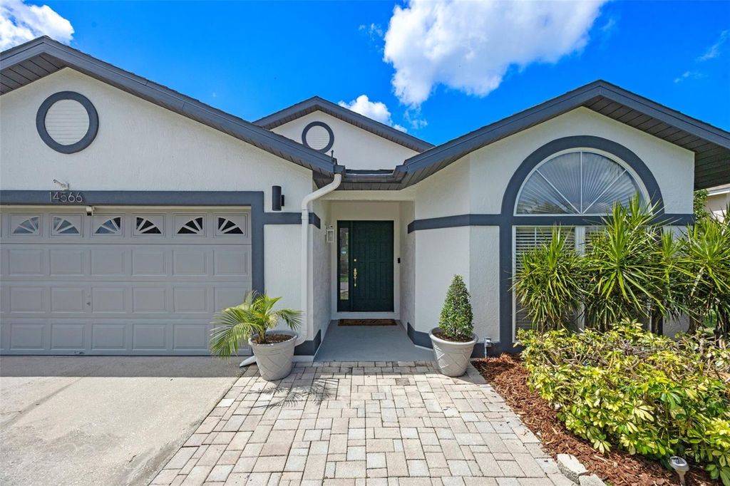 Image 3 of property listing at 14566 QUAIL TRAIL CIRCLE, Orlando, FL 32837