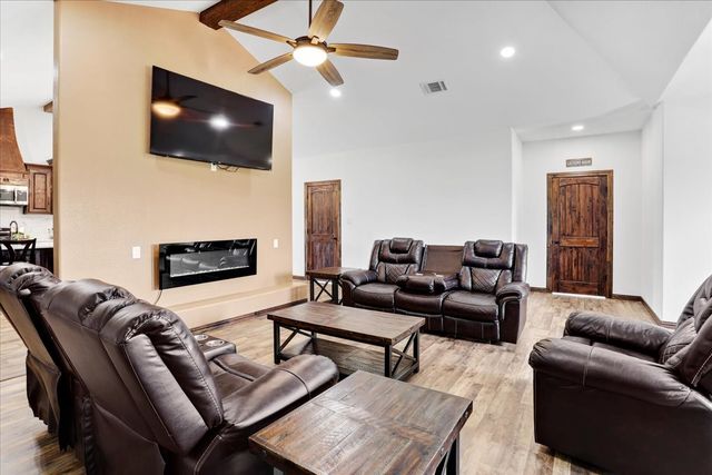 4248 N Fm 273, Ivanhoe, TX 75447