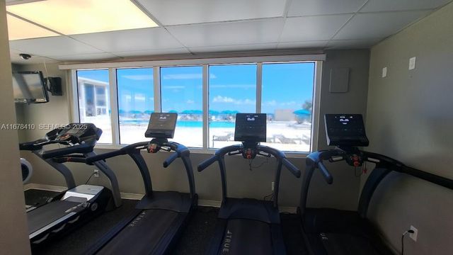19201 Collins Avenue 747, Sunny Isles Beach, FL 33160