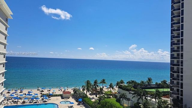 19201 Collins Avenue 747, Sunny Isles Beach, FL 33160