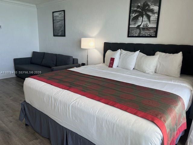 19201 Collins Avenue 747, Sunny Isles Beach, FL 33160