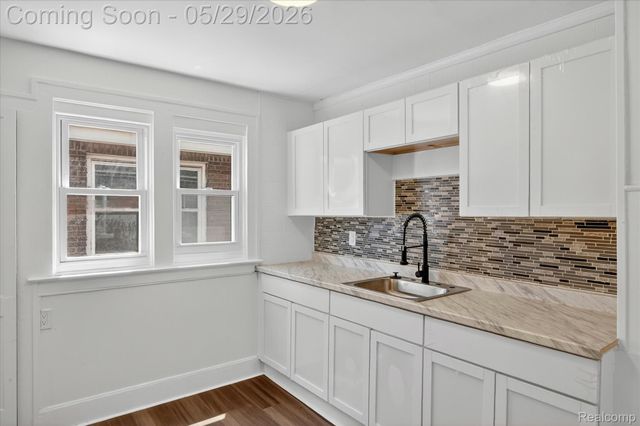 15875 Northlawn Street, Detroit, MI 48238