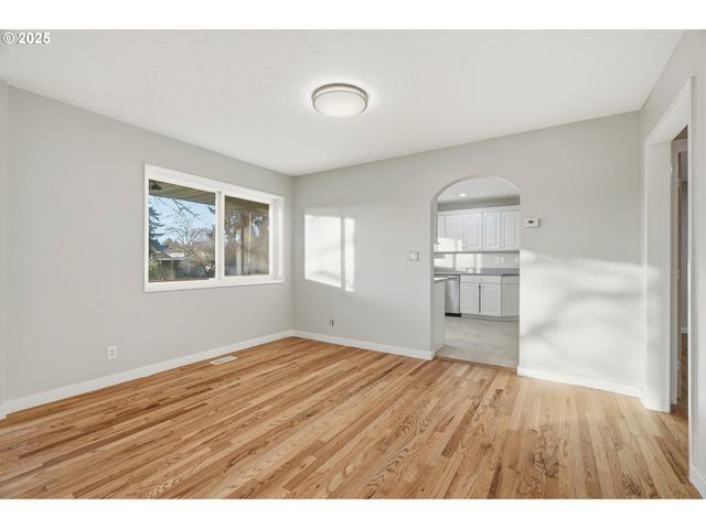 2308 Ne 51ST St, Vancouver, WA 98663