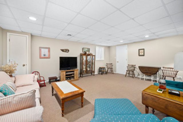 213 Fox Run Drive, Elwood, IL 60421