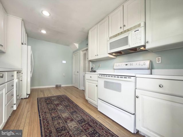 1522 JAMES RD, Wynnewood, PA 19096