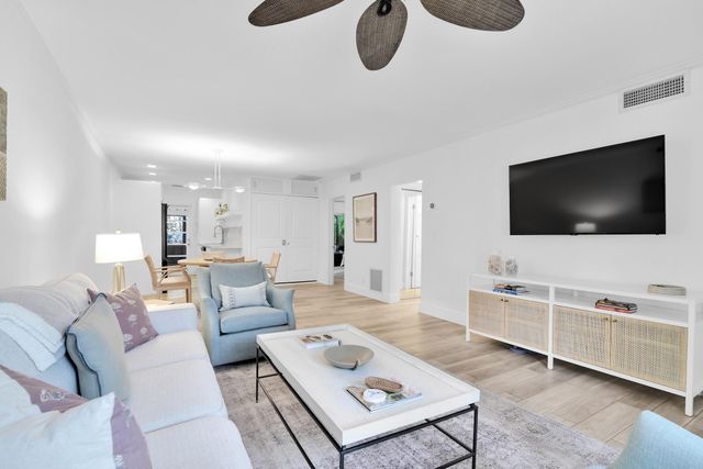 770 E Camino Real 0030, Boca Raton, FL 33432