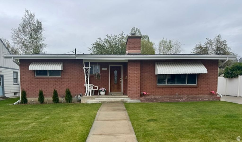 Image 1 of property listing at 275 S 100 E, Heber City, UT 84032