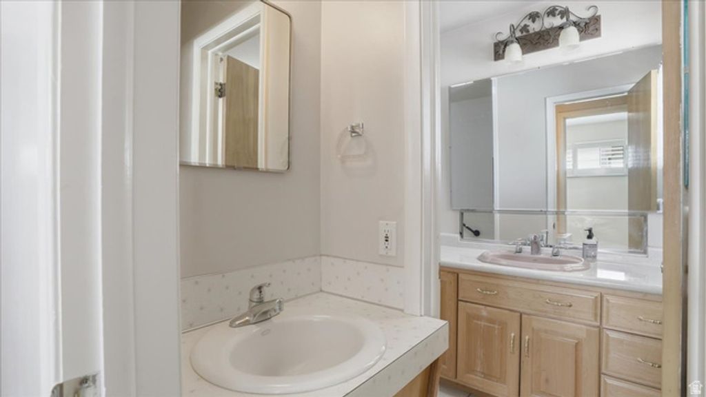Image 16 of property listing at 275 S 100 E, Heber City, UT 84032